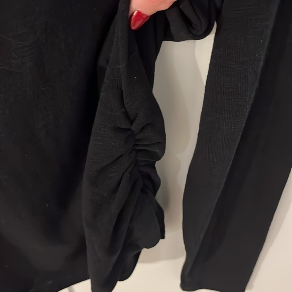 BNWOT Black - Michael Stars Turtleneck size L - Picture 6 of 7